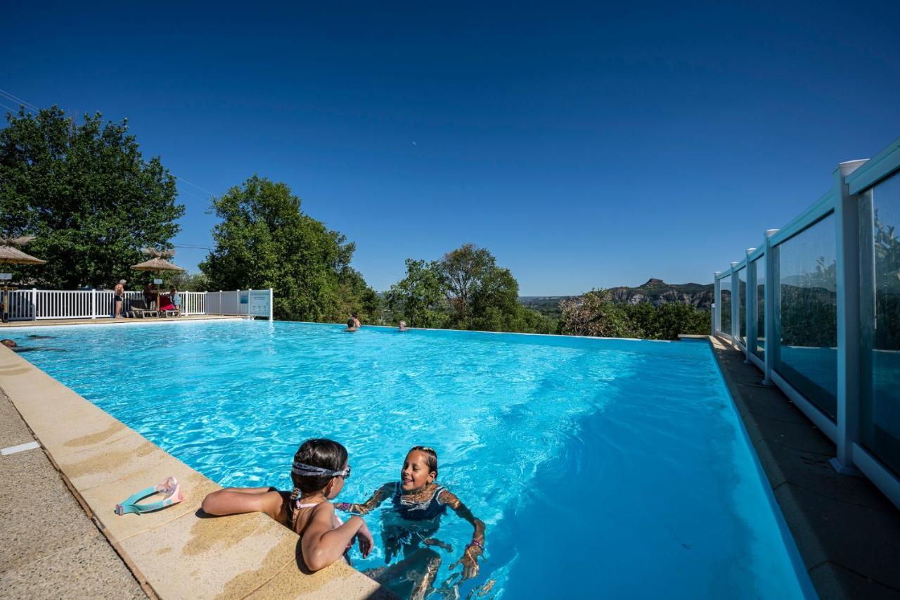 Charmant Camping Familiale 3 Etoiles Vue 360 Plage Piscine A Debordement Empl Xxl Labeaume Exteriér fotografie