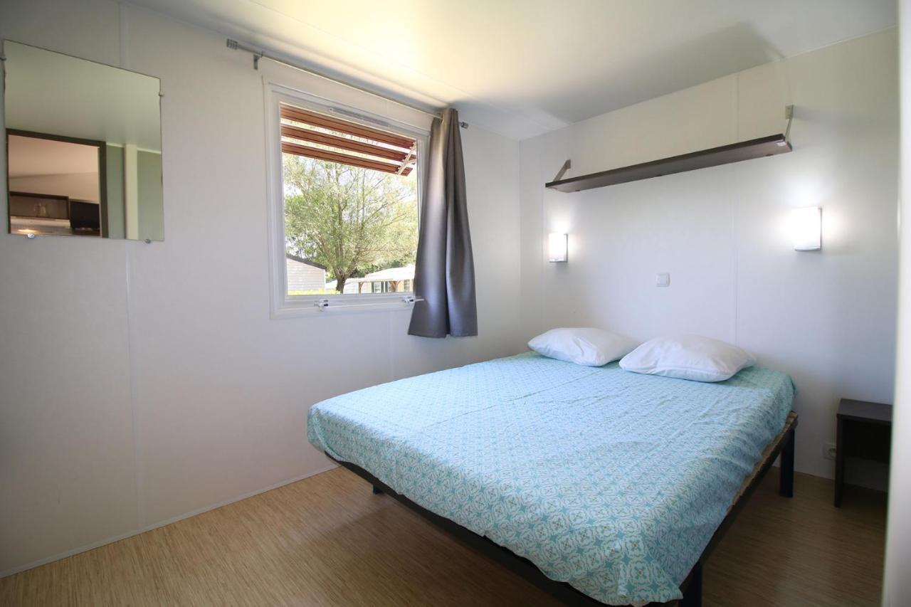 Charmant Camping Familiale 3 Etoiles Vue 360 Plage Piscine A Debordement Empl Xxl Labeaume Exteriér fotografie